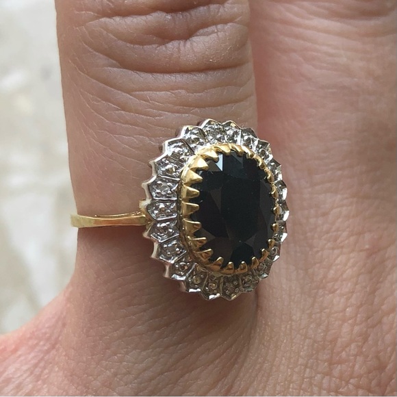 Vintage Sapphire Diamond Halo Yellow Gold Ring - Picture 5 of 11